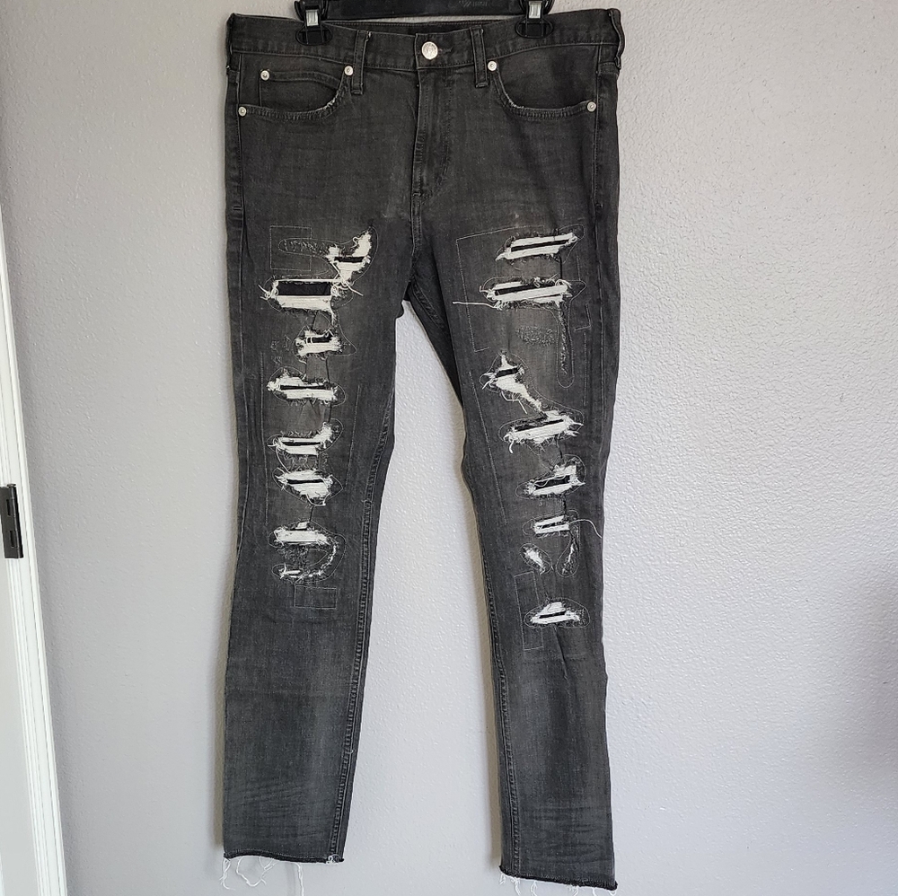 Pacsun Mens Patches Distressed  Skinny Jeans/ Size 33X32